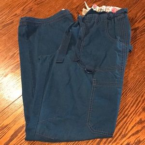 Koi scrub pants Small tall